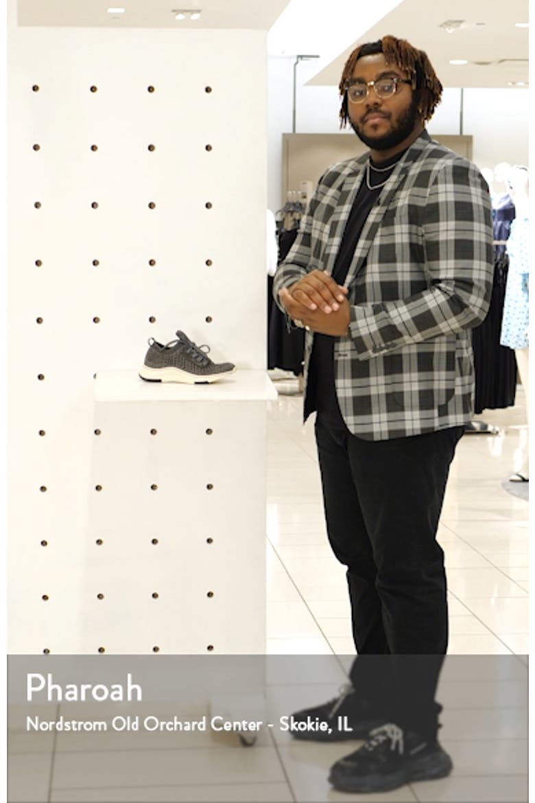 Onie Recycled Sneaker video