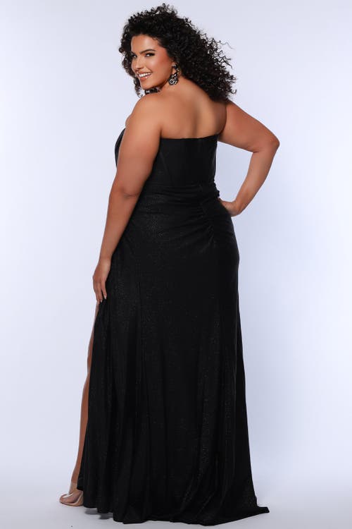 Sydney's Closet Strapless Corset Slim Fitted Plus Size Gown In Onyx