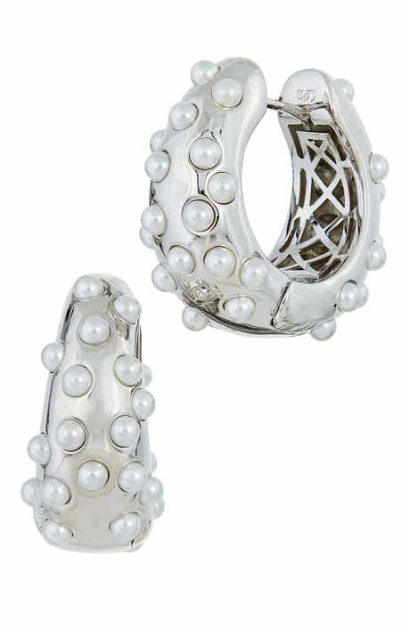 SAVVY CIE JEWELS Faux Pearl Hoop Earrings
