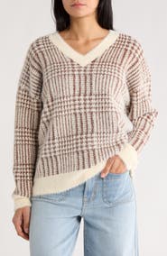 Love Token Plaid V-Neck Sweater