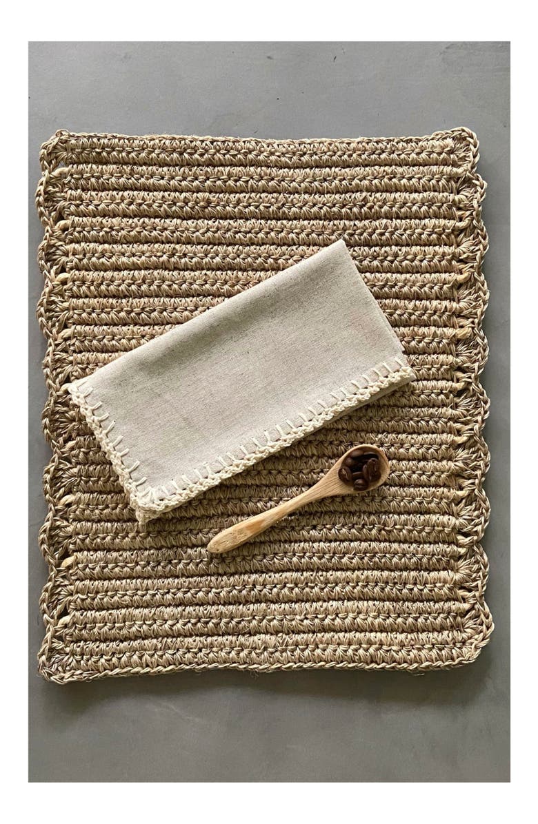 Tallo de Olivo Fique Woven Placemat Set of 4, Alternate, color, Natural