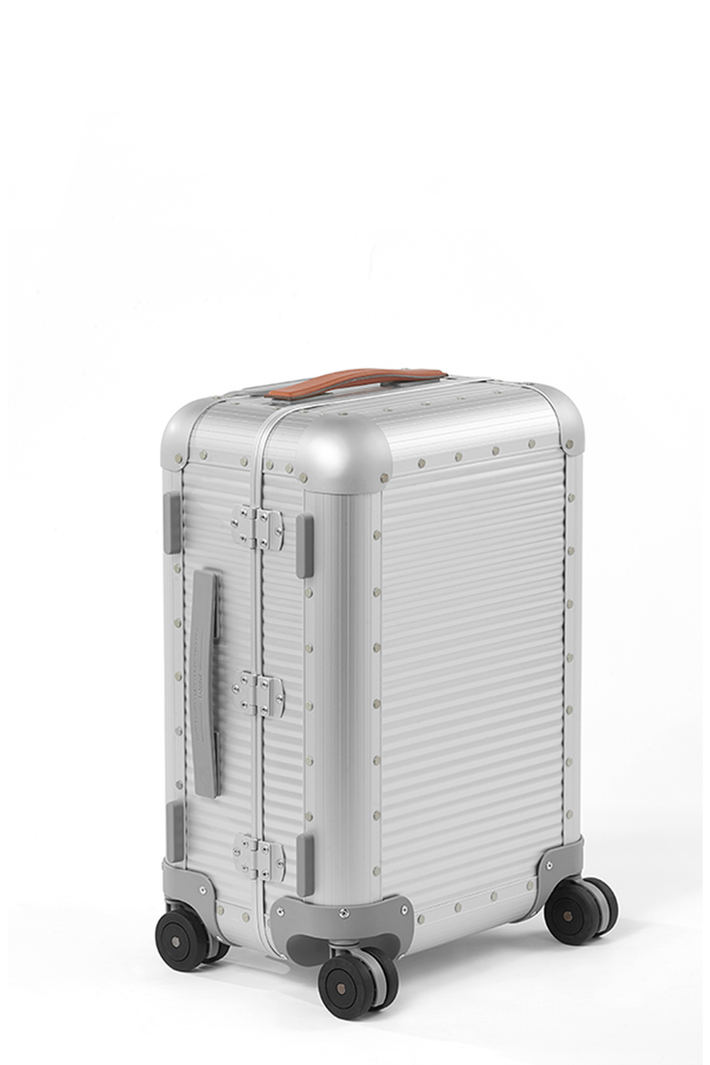 Bank Spinner 53 Suitcase, Alternate, color, Moonlight Silver