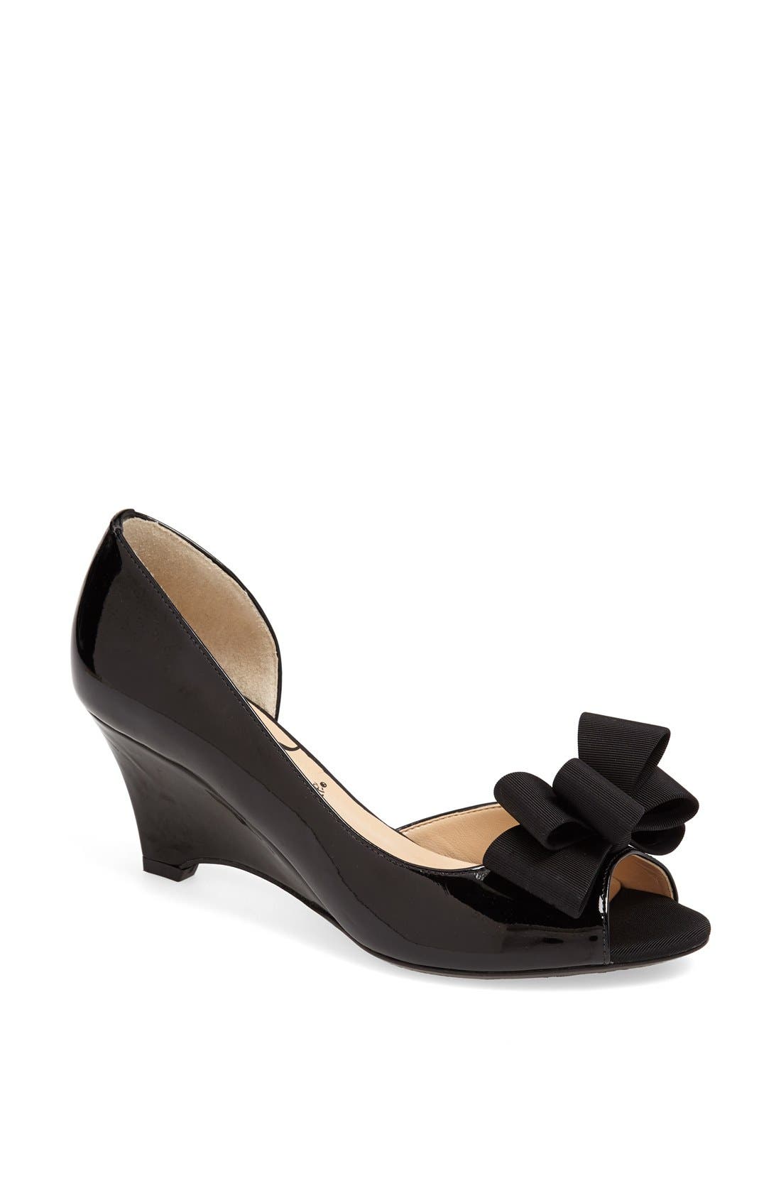 J. Reneé 'Chrissy' Pump, Main, color, 