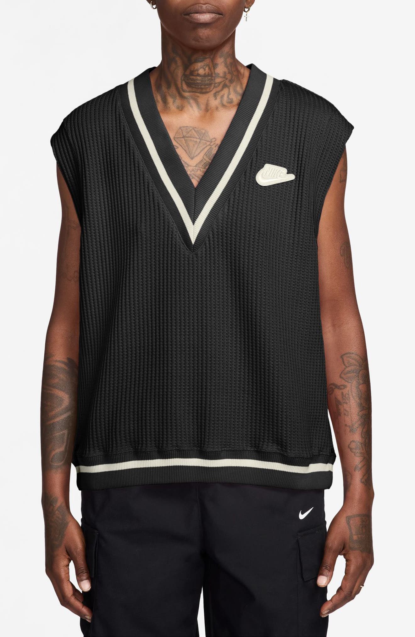 nike pullover vest