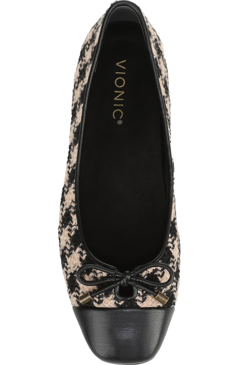 Vionic Klara Cap Toe Flat, Alternate, color, Black/ Cream
