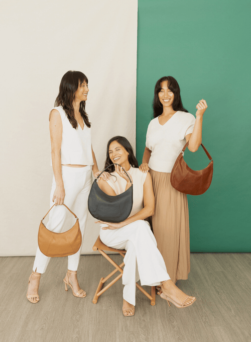 Deux Mains Saddle Shoulder Bag In Brown