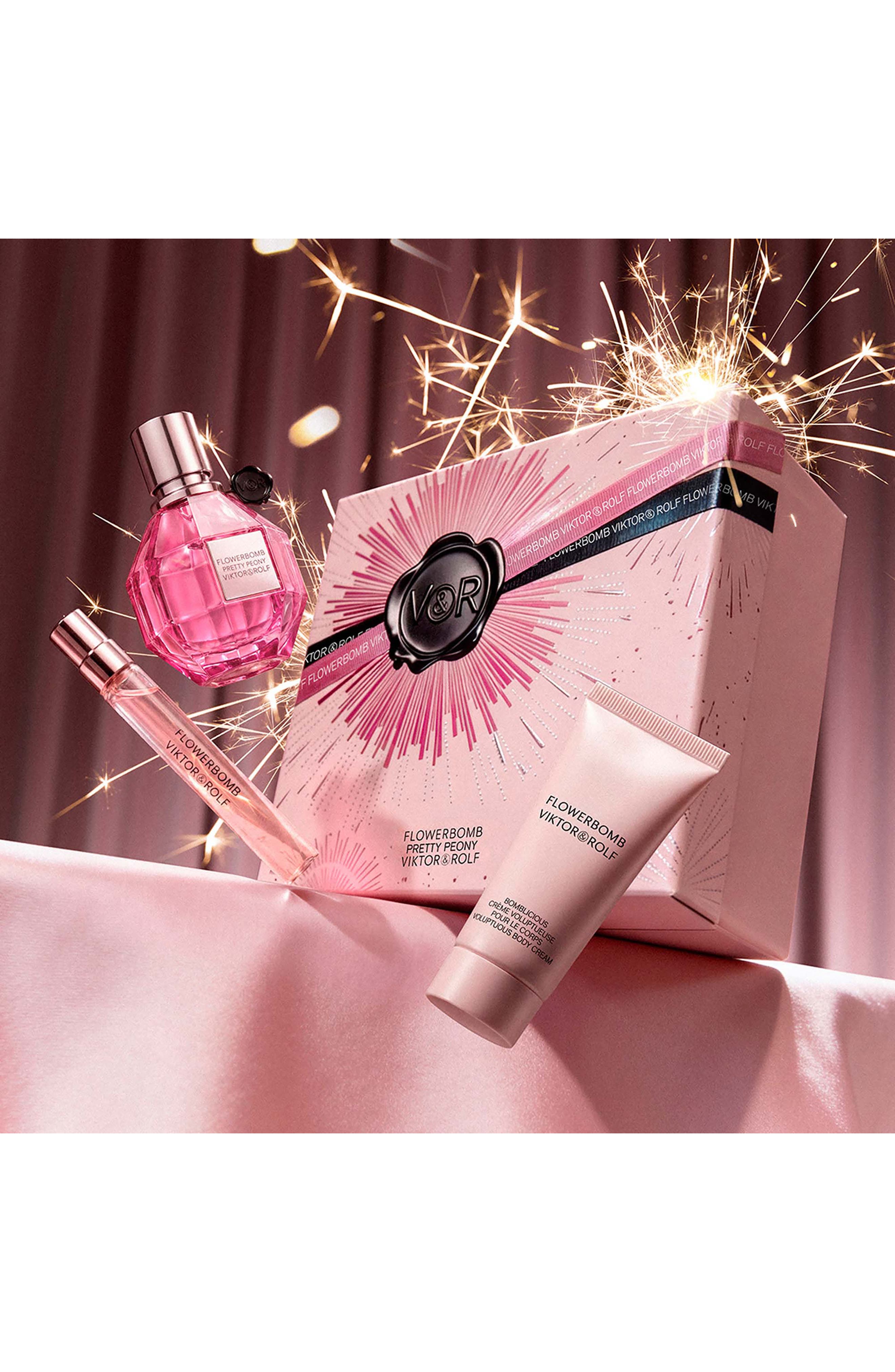 Viktor&Rolf Flowerbomb Eau de Parfum 3-Piece Holiday Gift Set $220