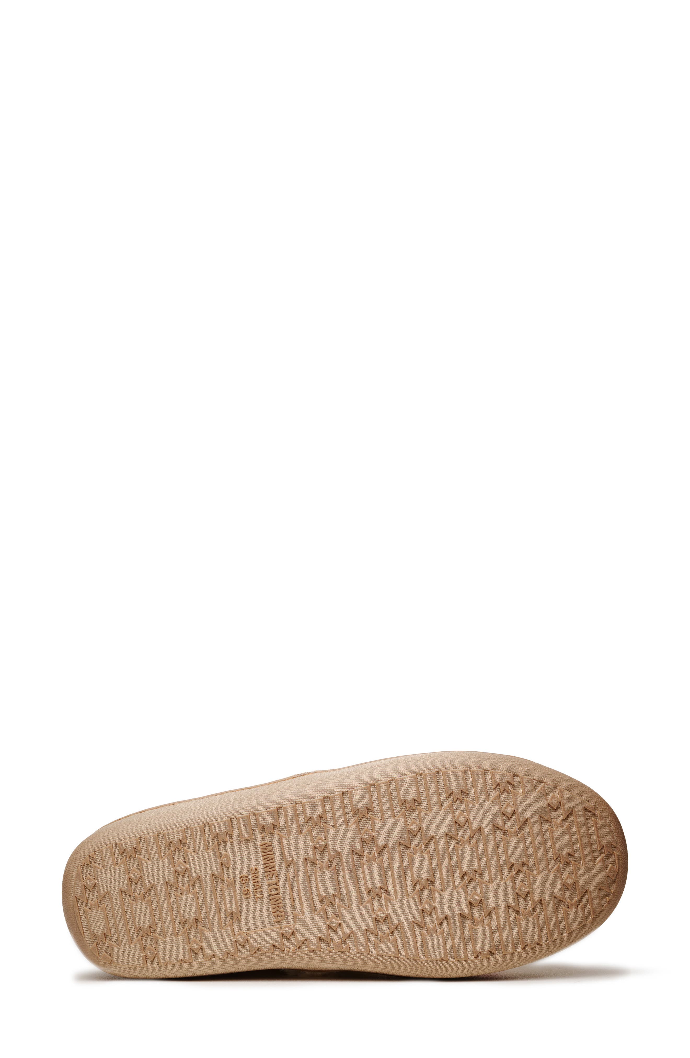 Minnetonka Dina Faux Fur Lined Slipper, Alternate, color, Cream Multi