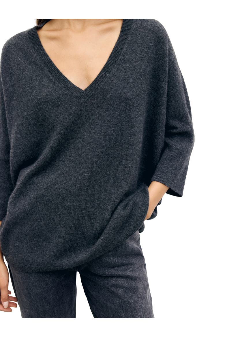 Resa 100% Cashmere V-Neck Sweater, Alternate, color, Charcoal