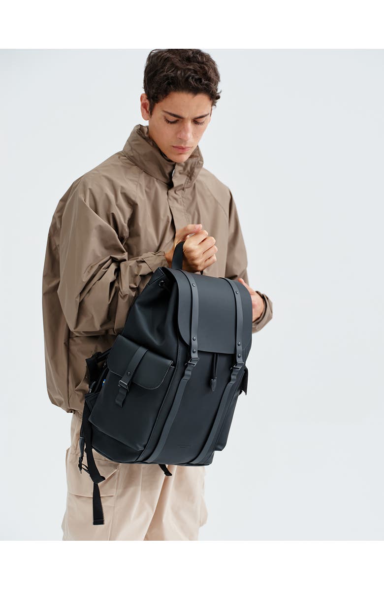 Gaston Luga Spläsh Utility Backpack 16" - Black, Alternate, color, Black