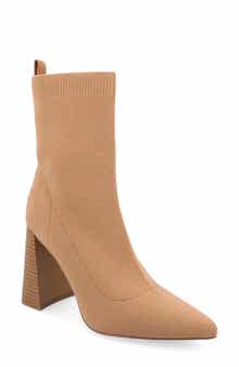 Journee Collection Noralinn Bootie