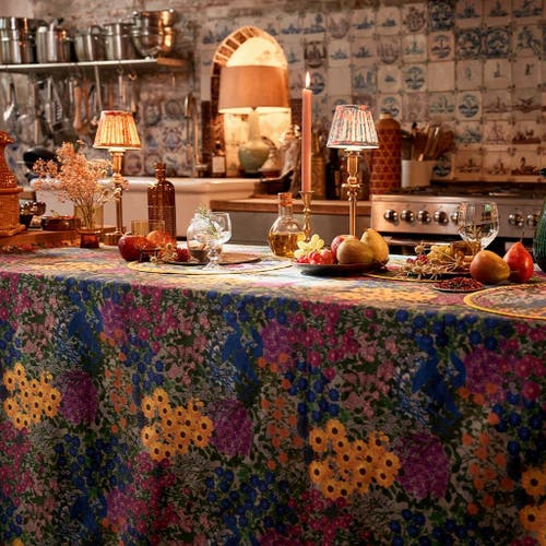 Sophie Williamson Design Tablecloth Pré Fleuri In Multi