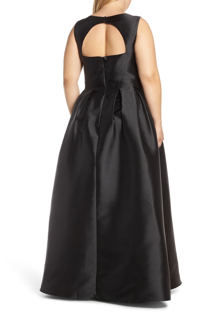 Chi Chi London Rae Back Cutout Evening Dress, Alternate, color, 