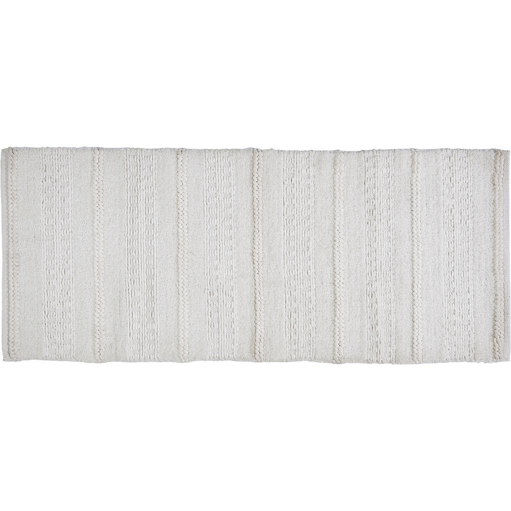 Vcny Home Tahari Home Asalia Chenille Bath Mat In Ivory