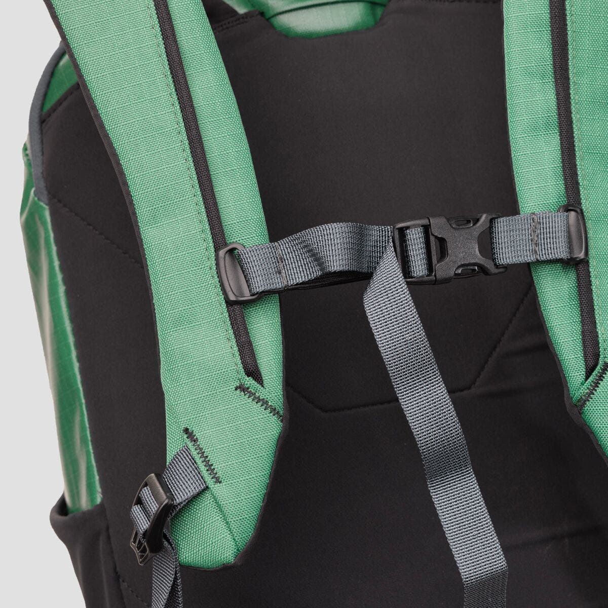 Backcountry Destination 20L Backpack, Alternate, color, Gearhead Green