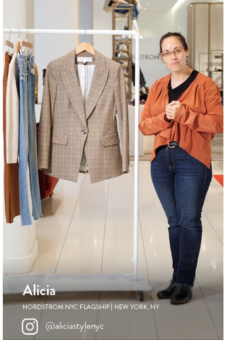Long & Lean Dickey Jacket video