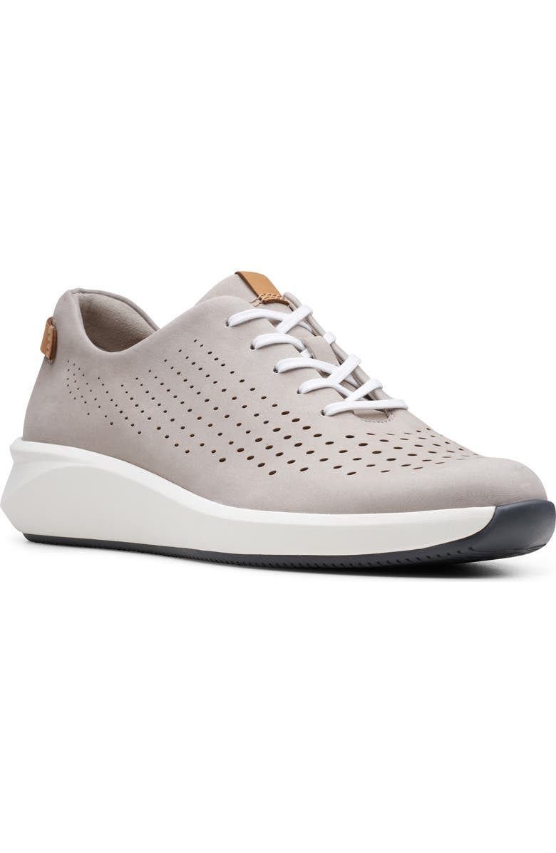 Clarks<sup>®</sup> Clarks Un Rio Sneaker, Main, color,