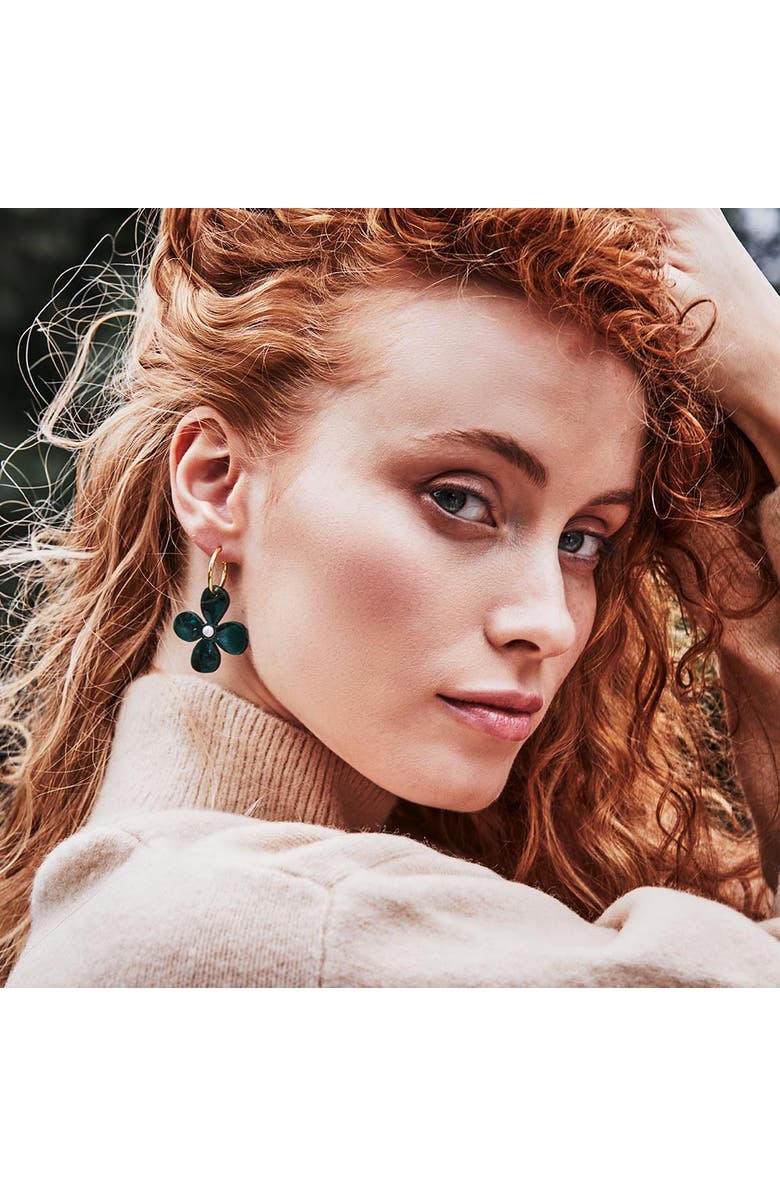 Toolally Daisy Hoop Earrings - Emerald Pearl, Alternate, color, Emerald Pearl