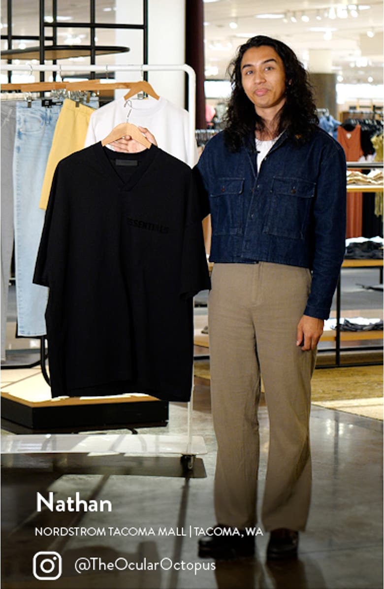 Oversize V-Neck T-Shirt, sales video thumbnail