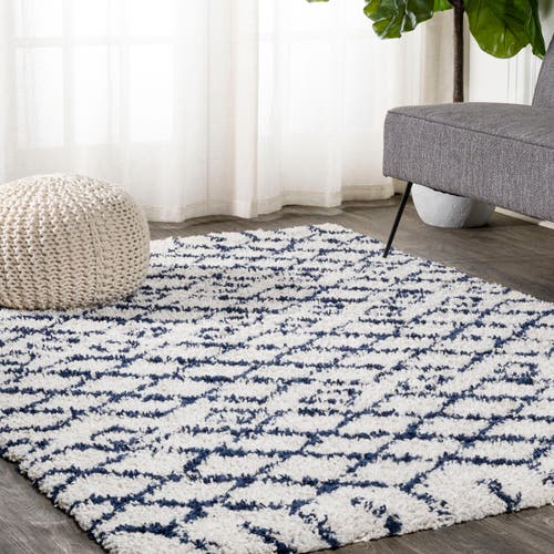 Jonathan Y Algaida Moroccan Diamond Shag Area Rug In Beige/navy