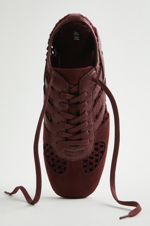 Crochet-look sneakers
