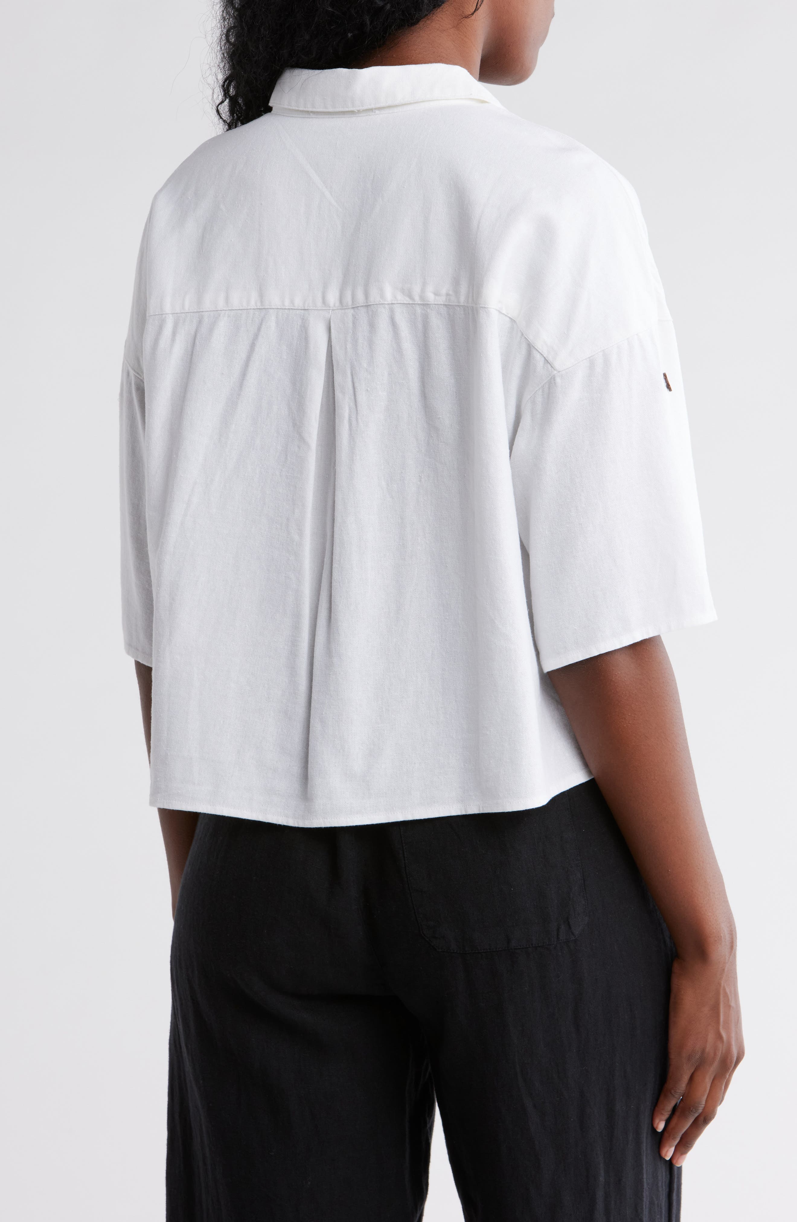 Boxy Short Sleeve Crop Button-Up Shirt - image 2