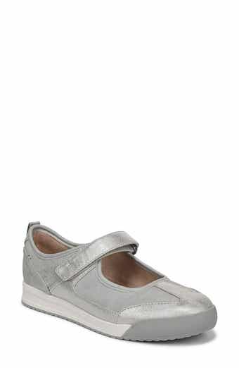Naturalizer Greta Mary Jane Sneaker