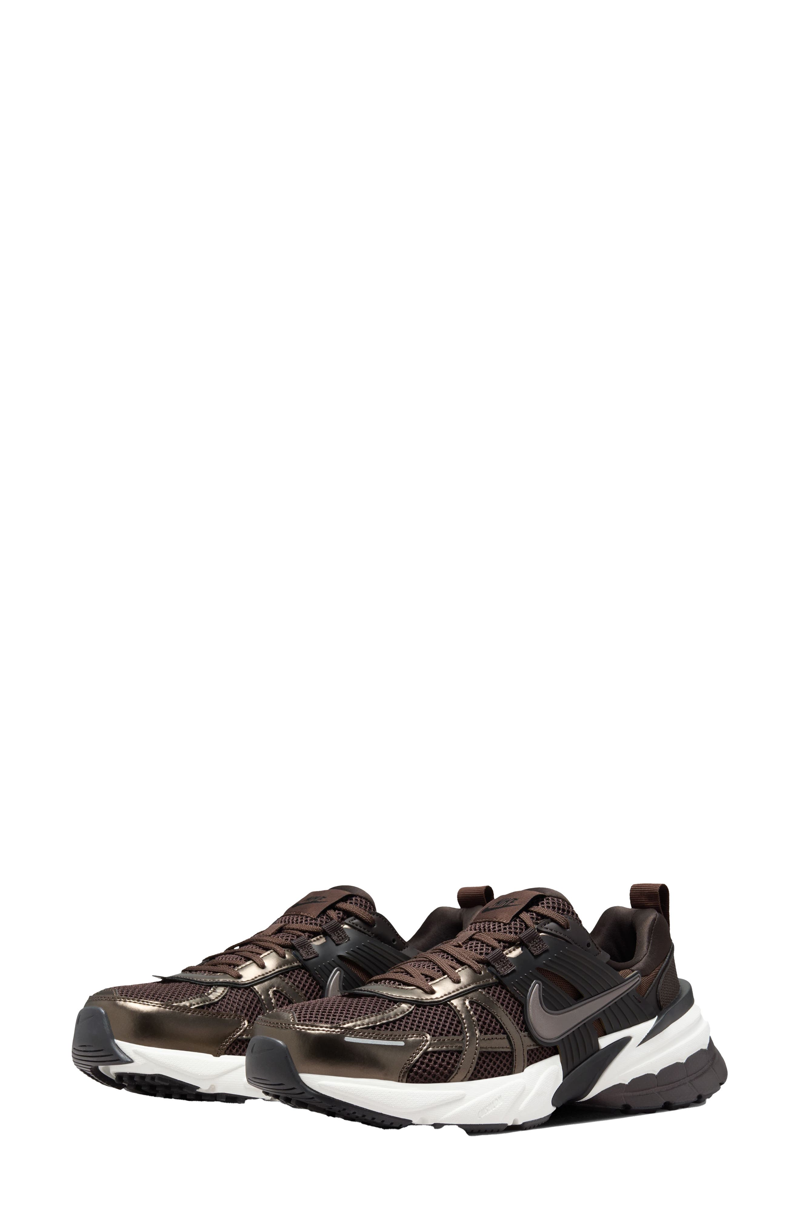 V2K Run Sneaker, Main, color, VELVET BROWN/ WHITE/ BLACK