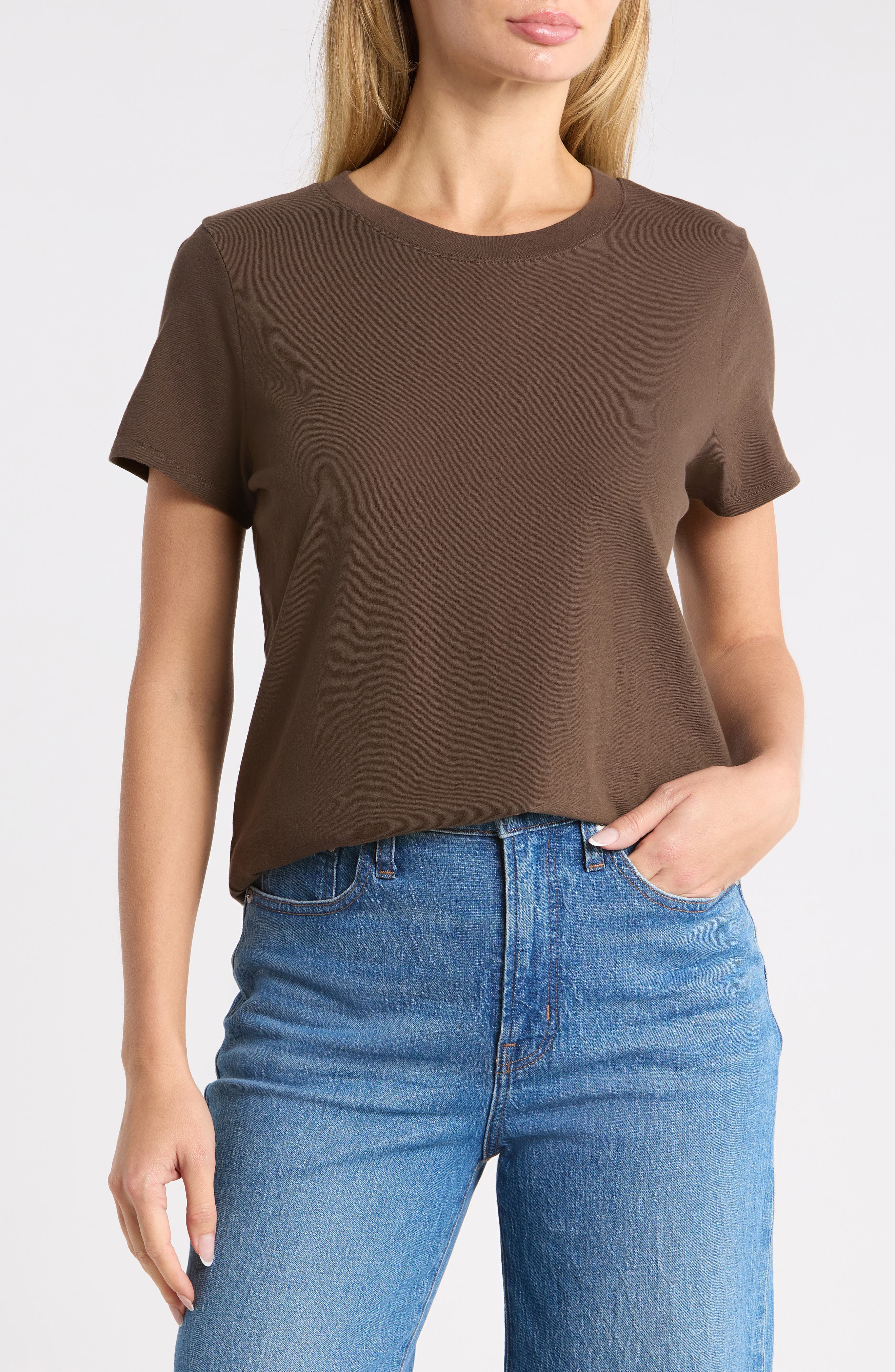 DARK BROWN