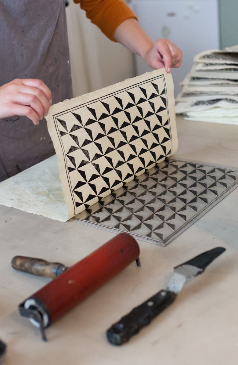 Diptyque Rosa Mundi Candle, Main, color,