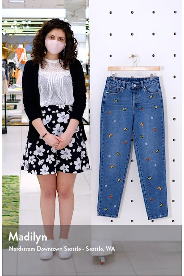 Mixed Embroidery Mom Jeans video