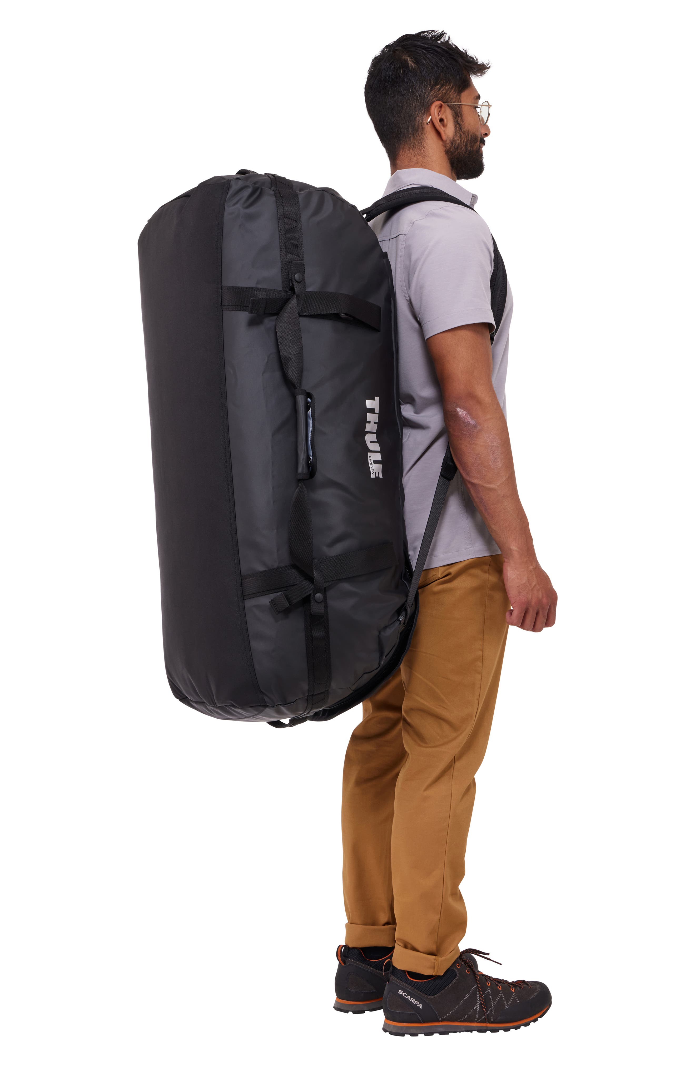 Thule Chasm 130-Liter Convertible Duffle Bag, Alternate, color, Black