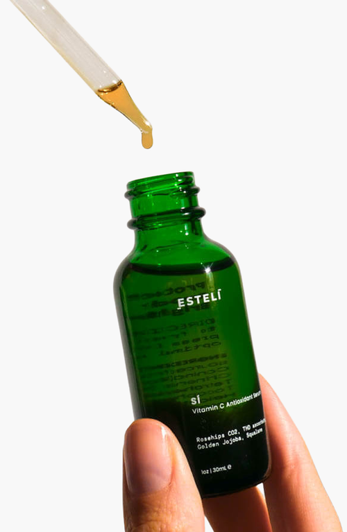 Esteli Sí Vitamin C Serum Face In Dark Green