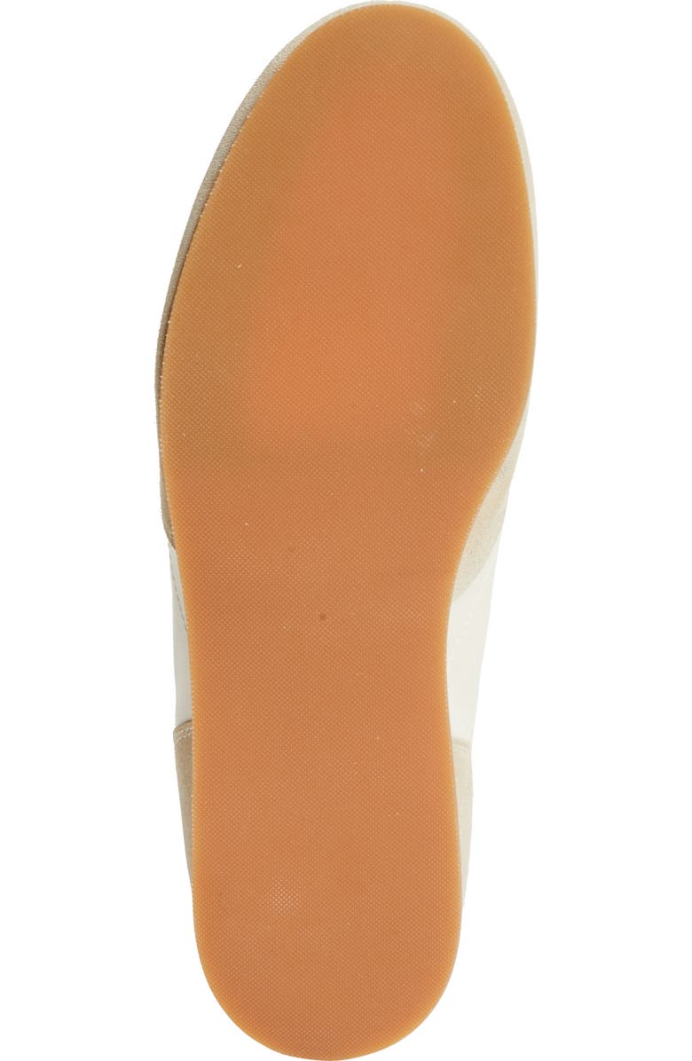 Common Projects Minimal Runner Sneaker, Alternate, color, Sand