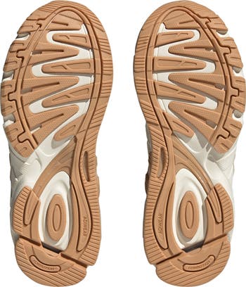 Response CL Sneaker