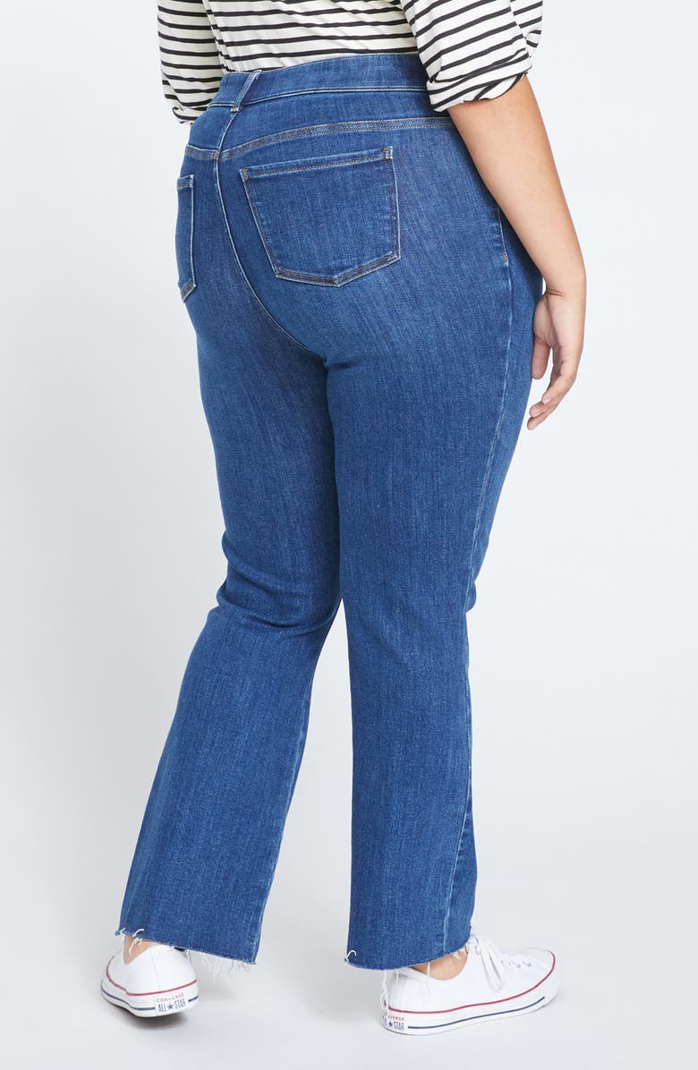 Universal Standard Sinead Raw Hem Crop Bootcut Jeans, Alternate, color, 