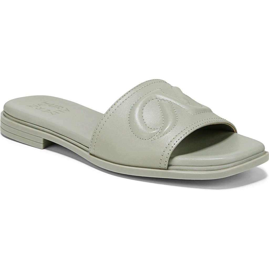 Naturalizer Genevieve Slide Sandal In Pistachio Green