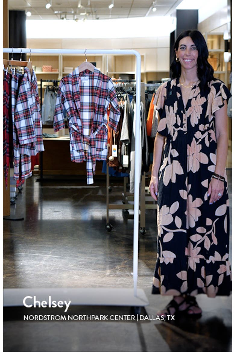 Kids' Balmoral Tartan Robe video