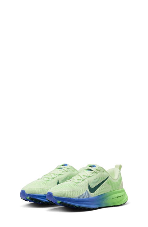 Kids' Vomero 18 Running Shoe (Little Kid & Big Kid)