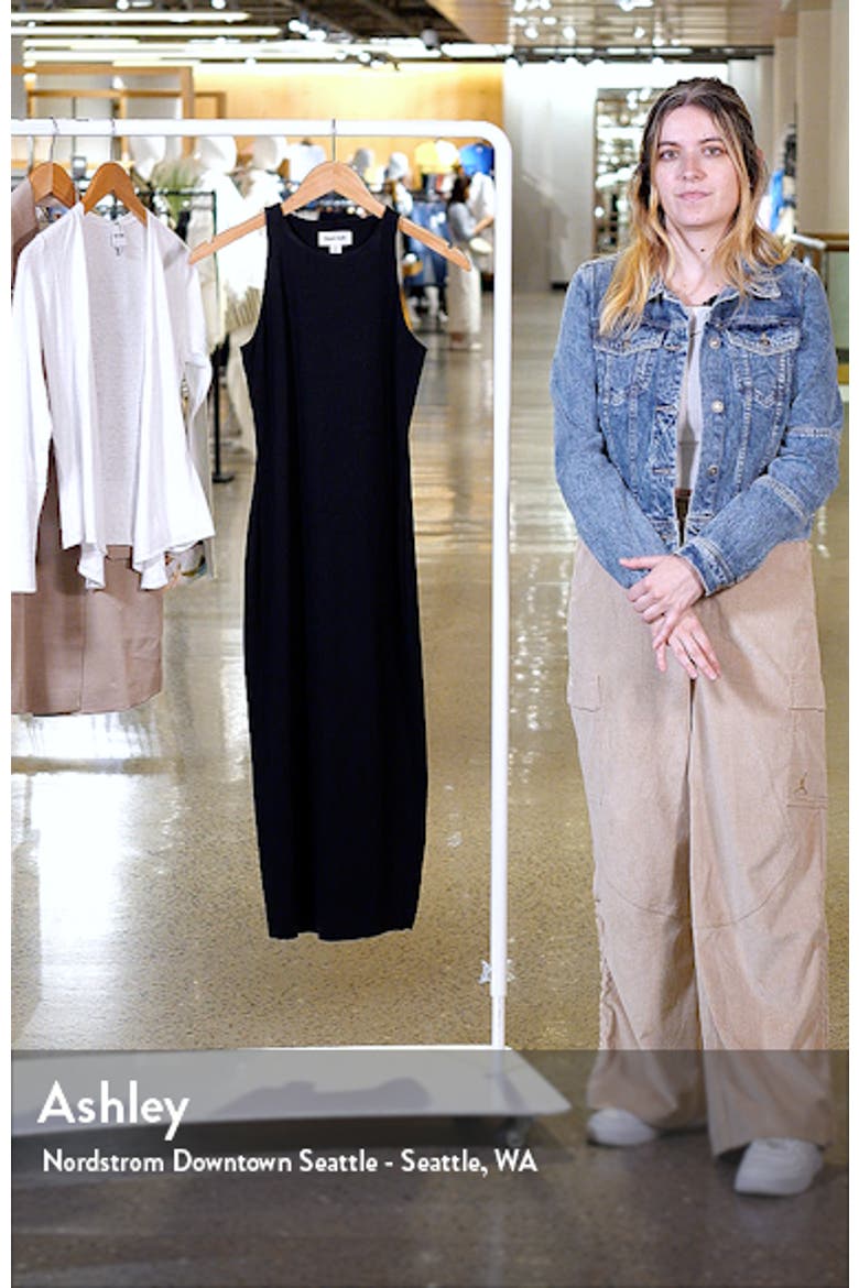 Smooth Edit Sleeveless Body-Con Midi Dress video