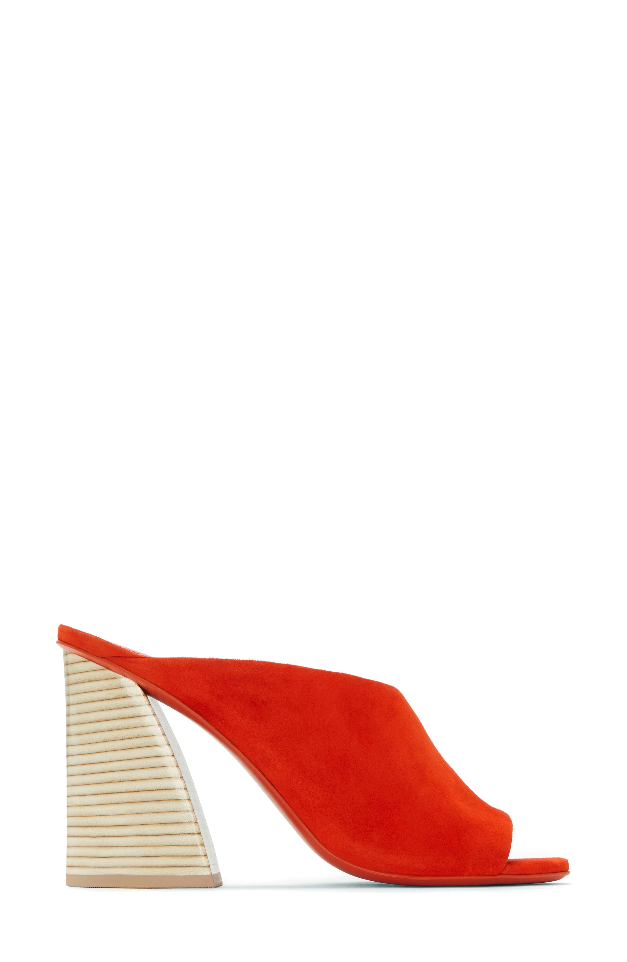 Izar Mule, Alternate, color, BRILLIANT ROSE