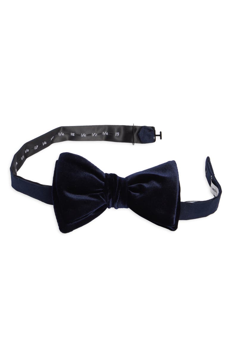 Nordstrom Solid Velvet Bow Tie, Main, color, Navy