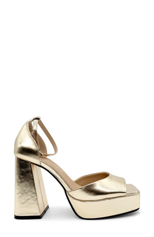 Chelsea Crew Chaser Platform Pump In Gold Pu