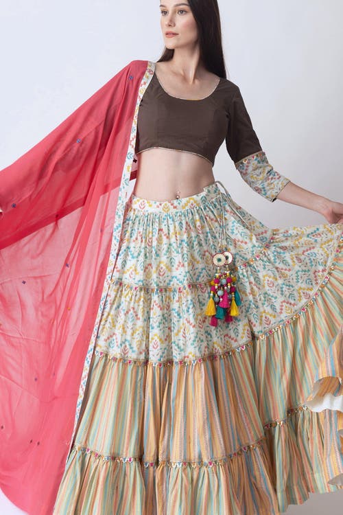 Raas Zelda Tiered Chaniya Choli Set In Beige