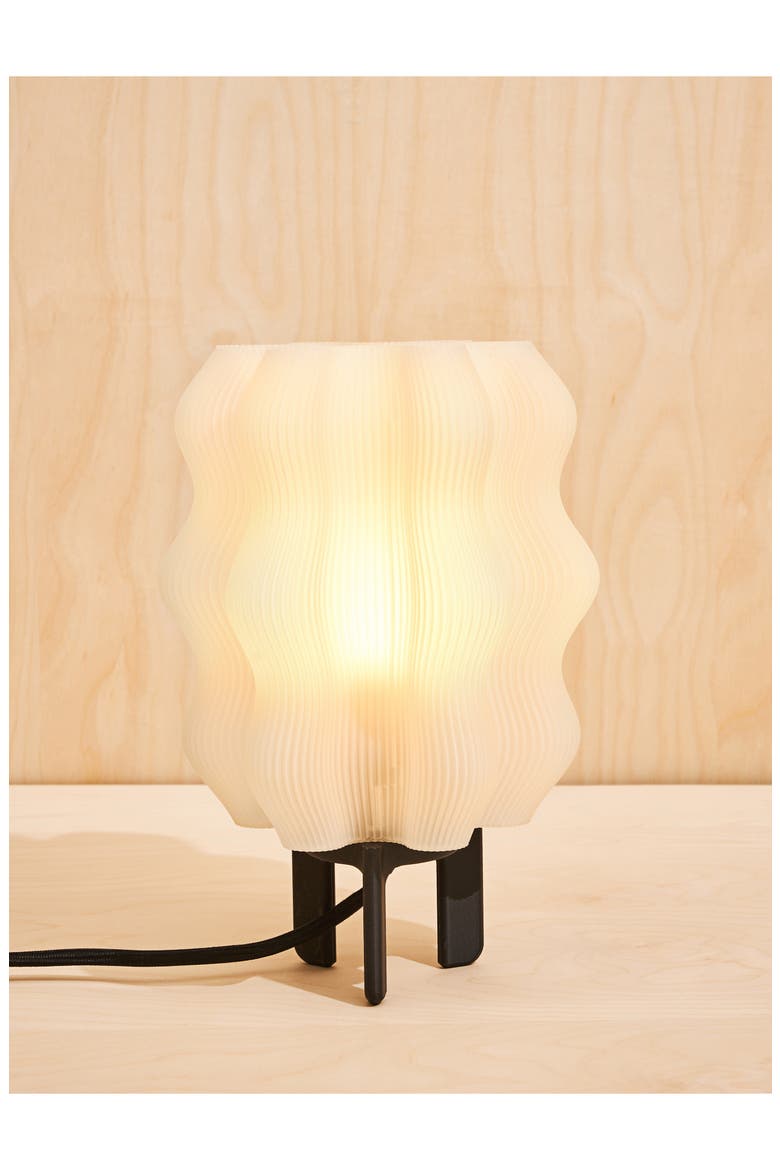 Wavy Lamp, Alternate, color, BLACK