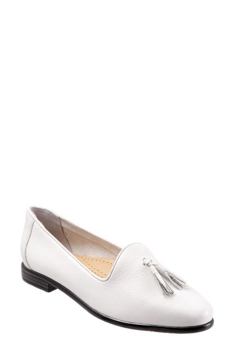 Liz Tassel Loafer (Women)