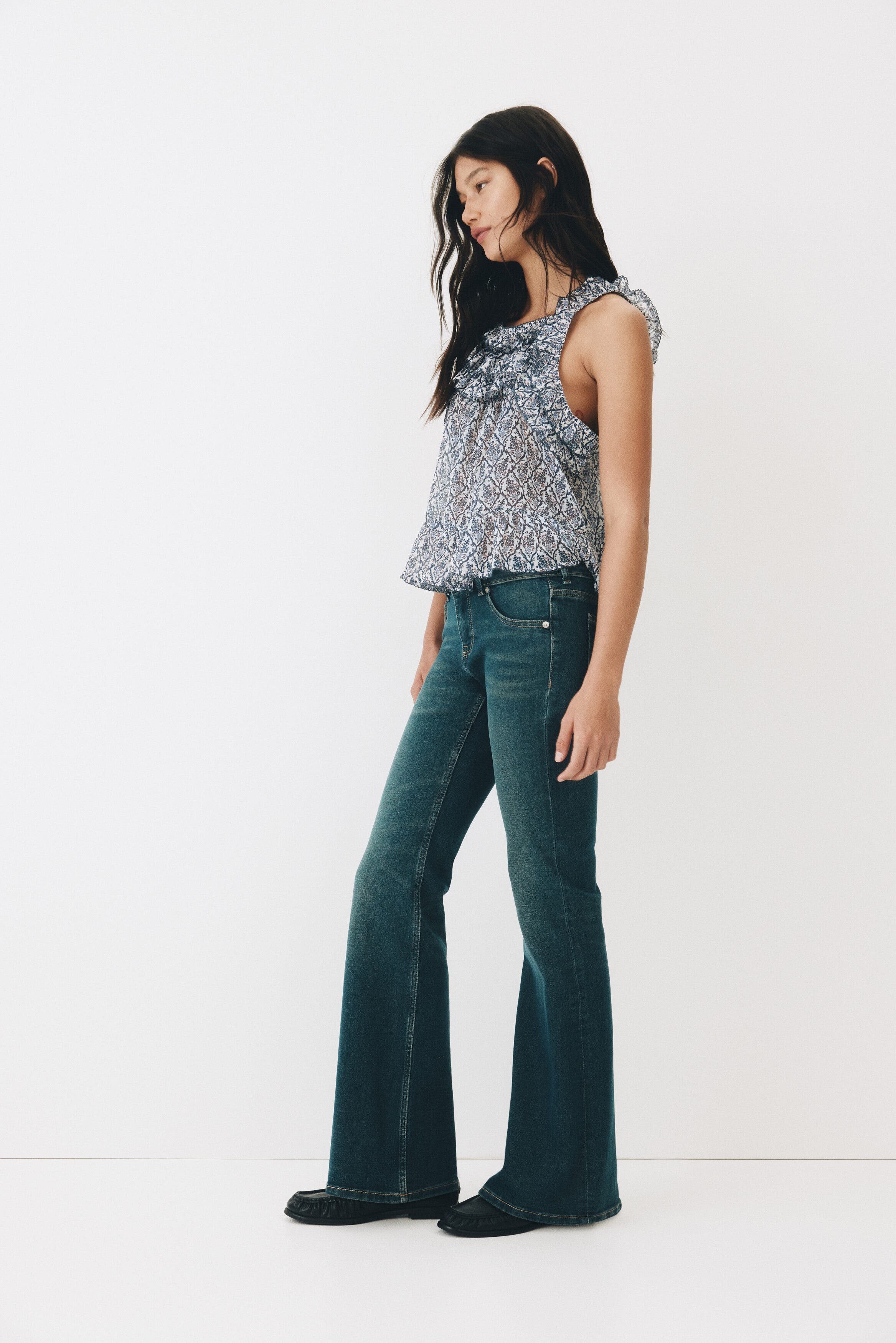 Low rise flared leg jeans - image 2