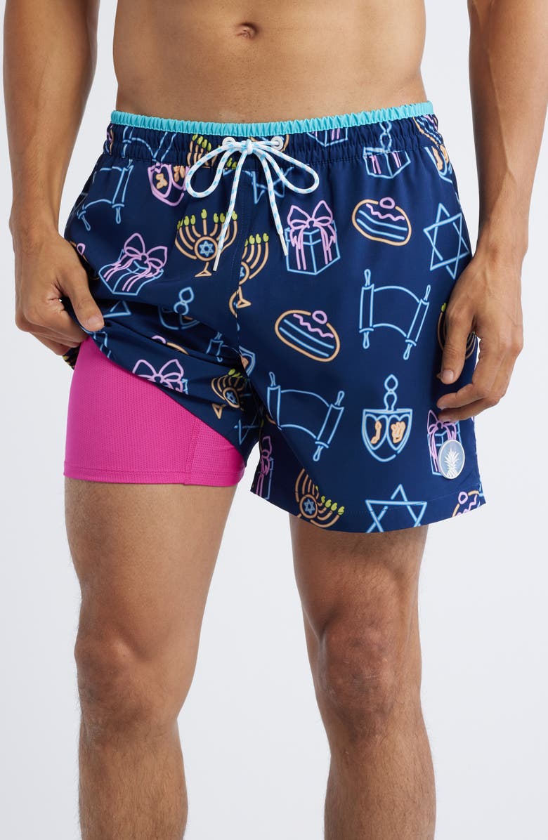 Chubbies The Celebrations 5.5-Inch Classic Swim Trunks, Alternate, color, 