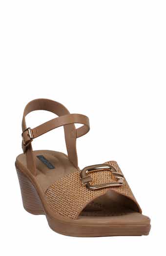 GC SHOES Fia Buckle Wedge Sandal