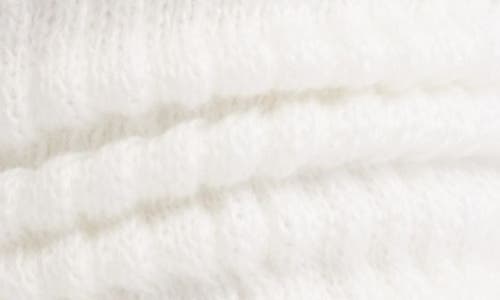 Casa Clara Conner Scrunched Crew Socks In White